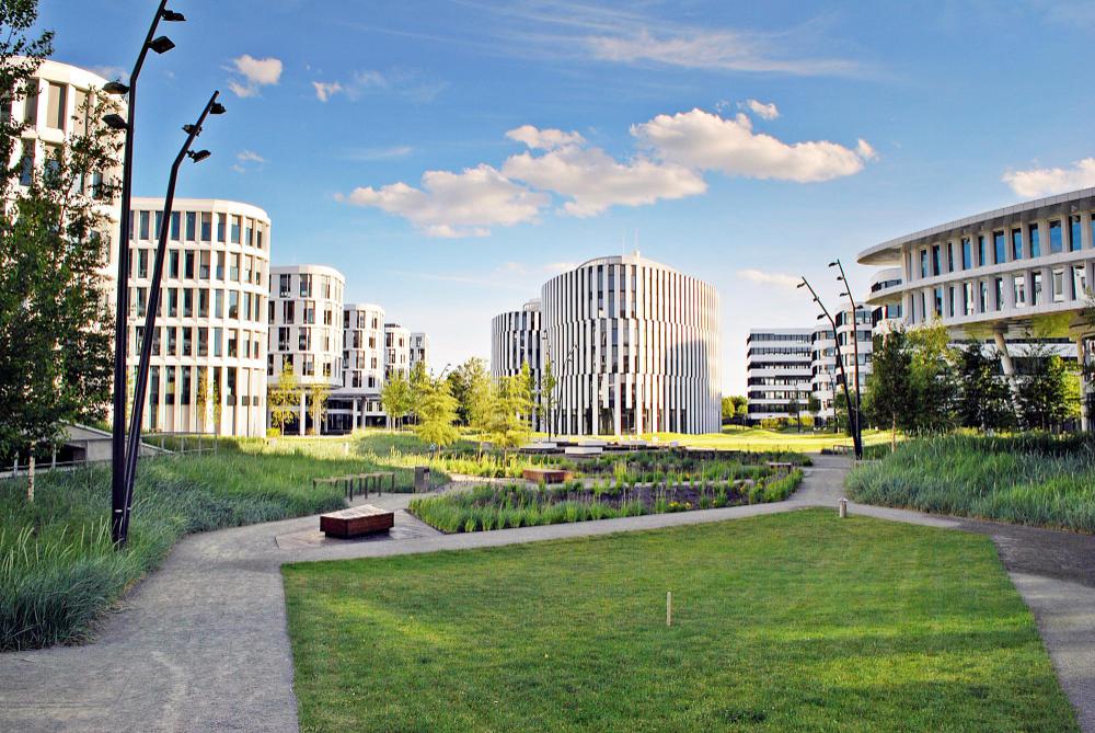 How Income Limits Work for Low-Income Apartments (AMI, Household Size, and What “Counts” as Income).txt