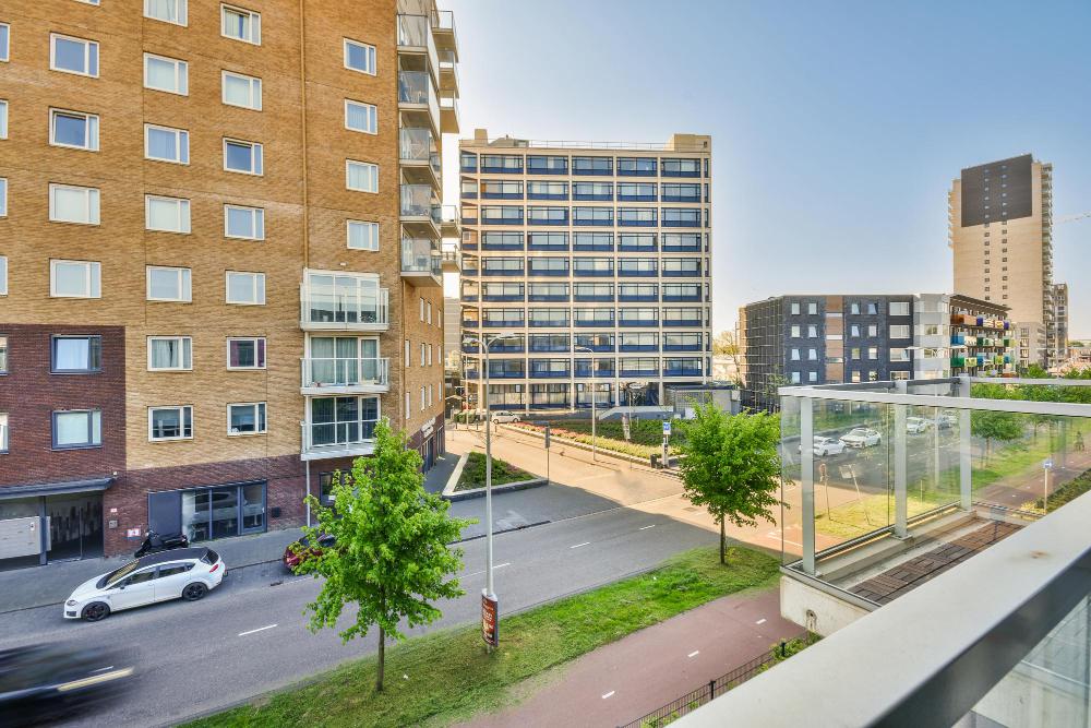 HILLCREST APARTMENTS